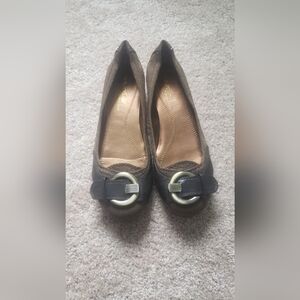 Naturalizer Women's Brown Flats with Buckle